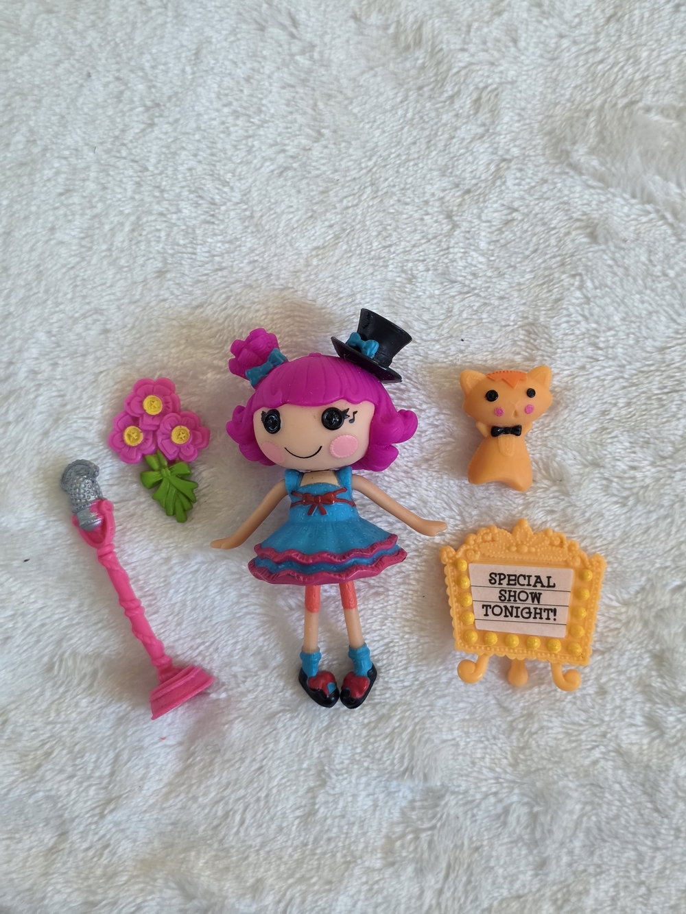 Mini Lalaloopsy Series 9 Harmony B. Sharp Complete Figure Set Pet Accessories